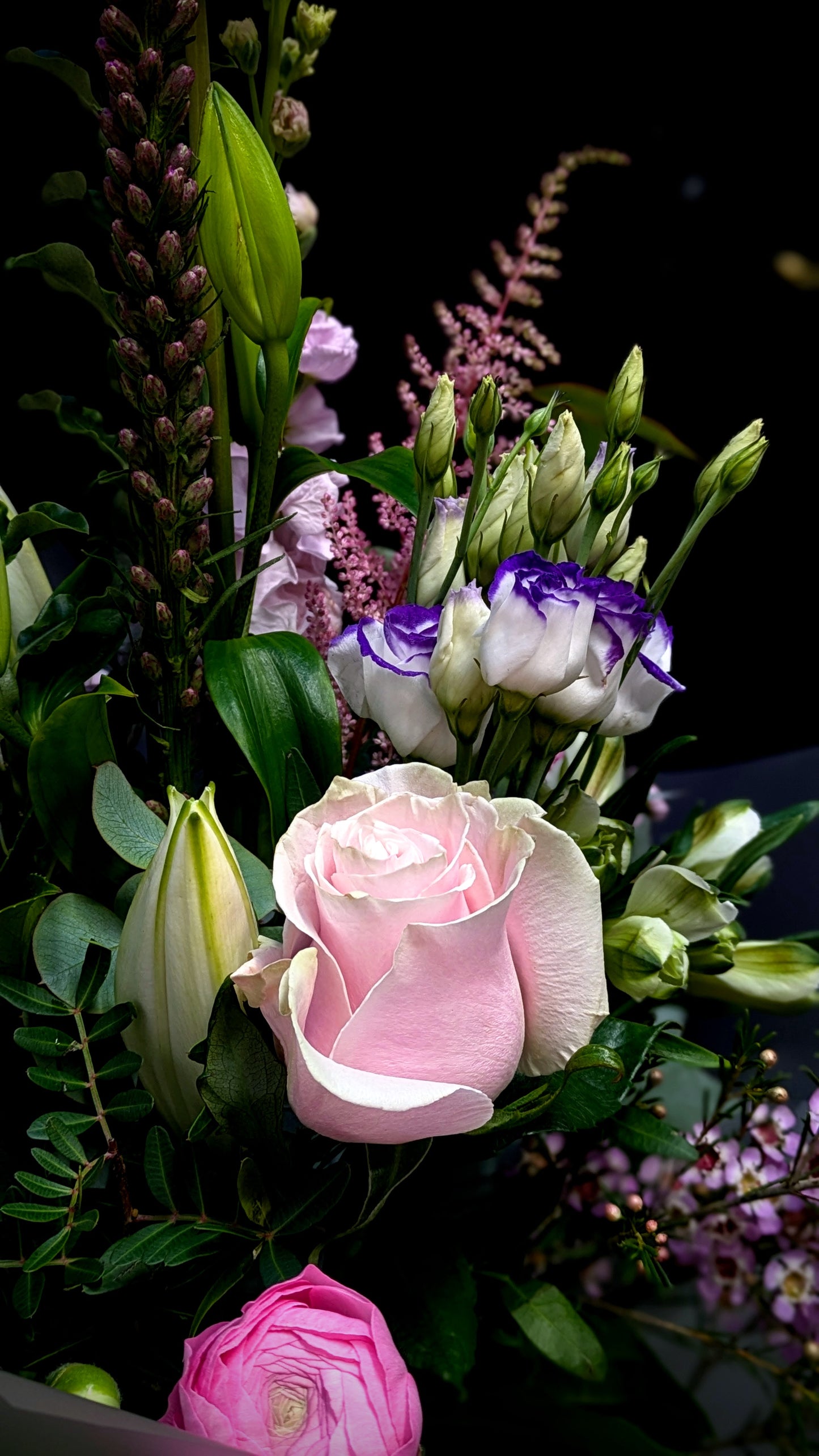 Blush Hand-tied Bouquet