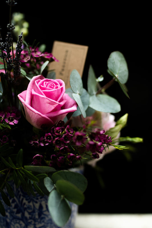 Dutch Pot Arrangement