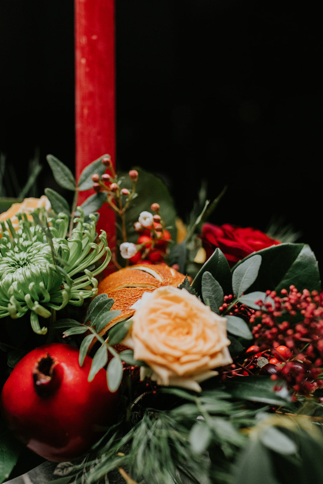 Festive Dutch Pot Candle